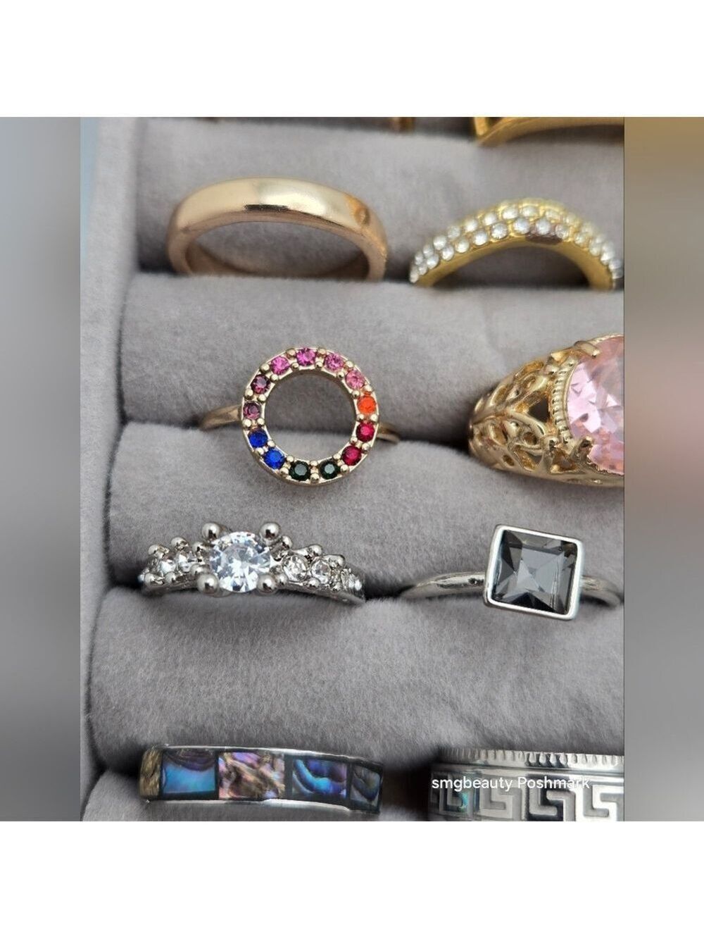 Lot of 35 Assorted Rings Mixed Sizes & Colors Fashion Jewelry - Picture 12 of 13